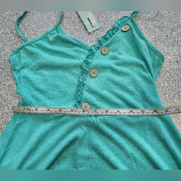 Mint green mock  button tank top size 6 - Picture 6 of 7
